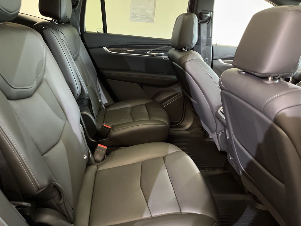 used 2023 Cadillac XT6 car, priced at $42,950