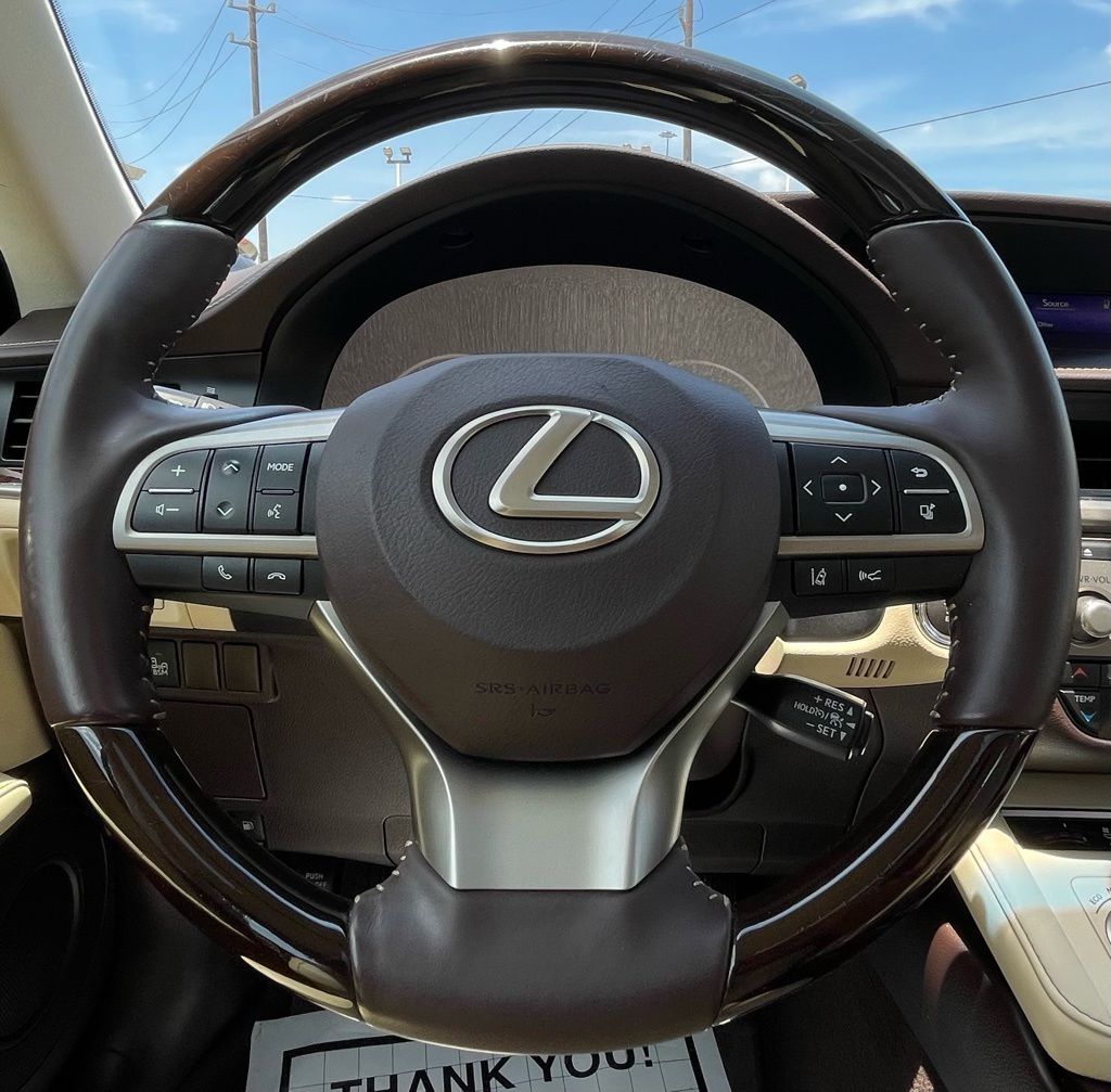 2018 Lexus ES 350 White at Don McGill Toyota