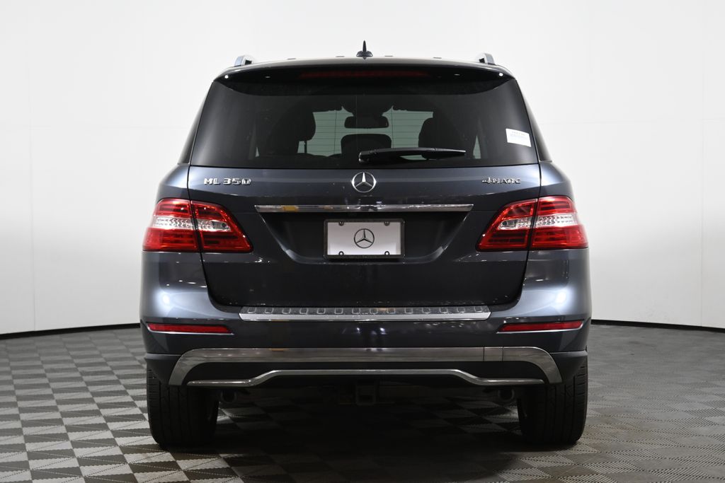 Thumbnail: 2015 Mercedes-Benz M-Class - 9