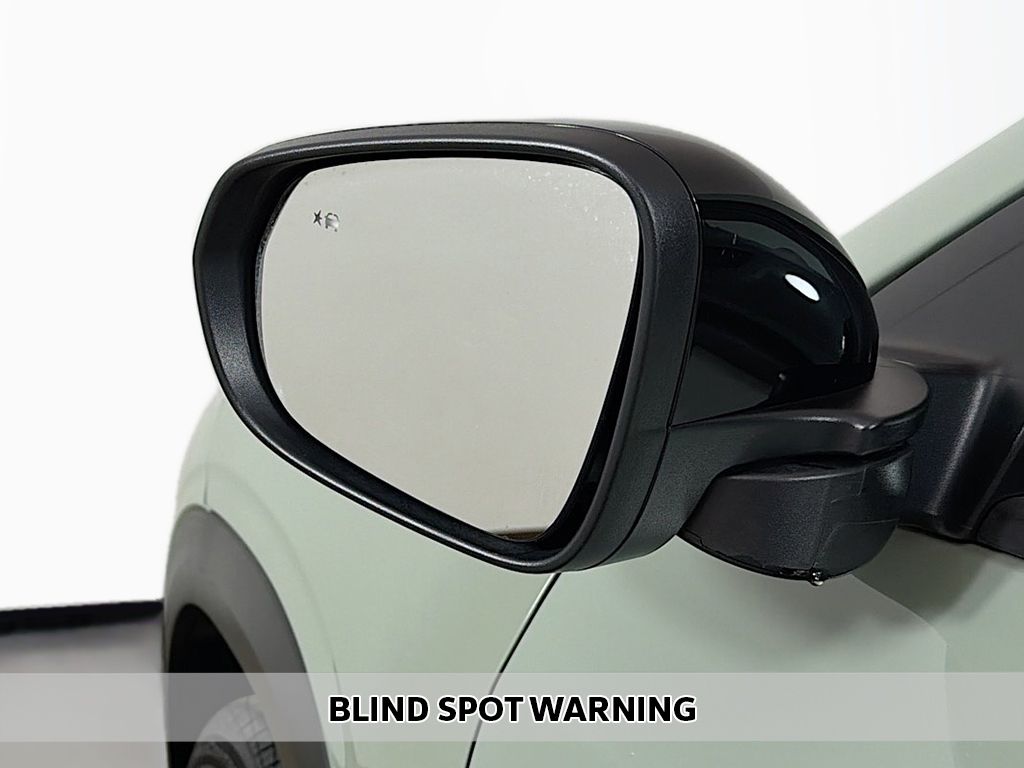 Used 2024 Green Chevrolet 2RS image 4