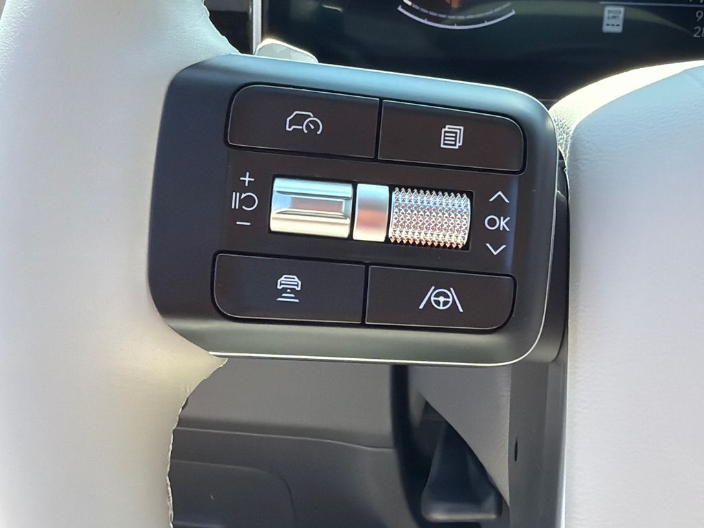 New 2027 Gray Hyundai SE image 25