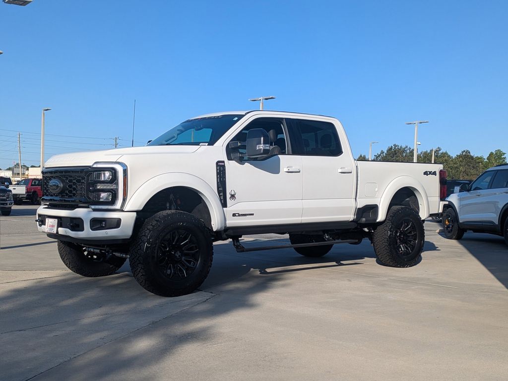 2026 Ford F-250 Super Duty Black Widow