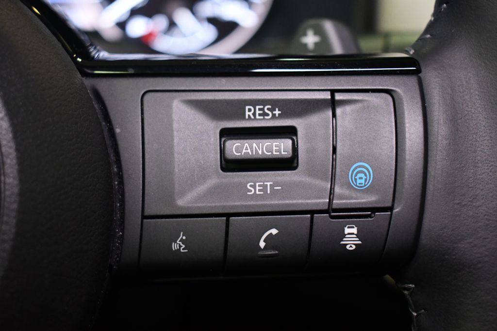 Thumbnail: 2023 Nissan Rogue - 23