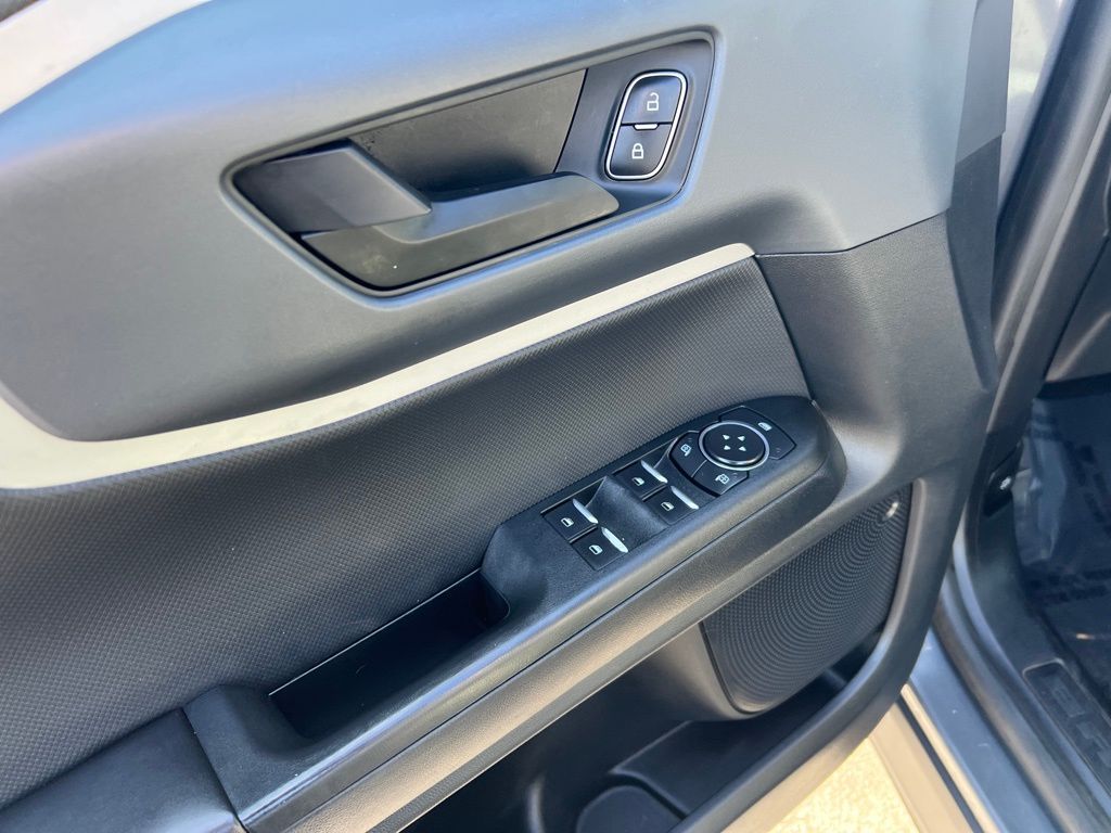 Thumbnail: 2022 Ford Bronco Sport - 13