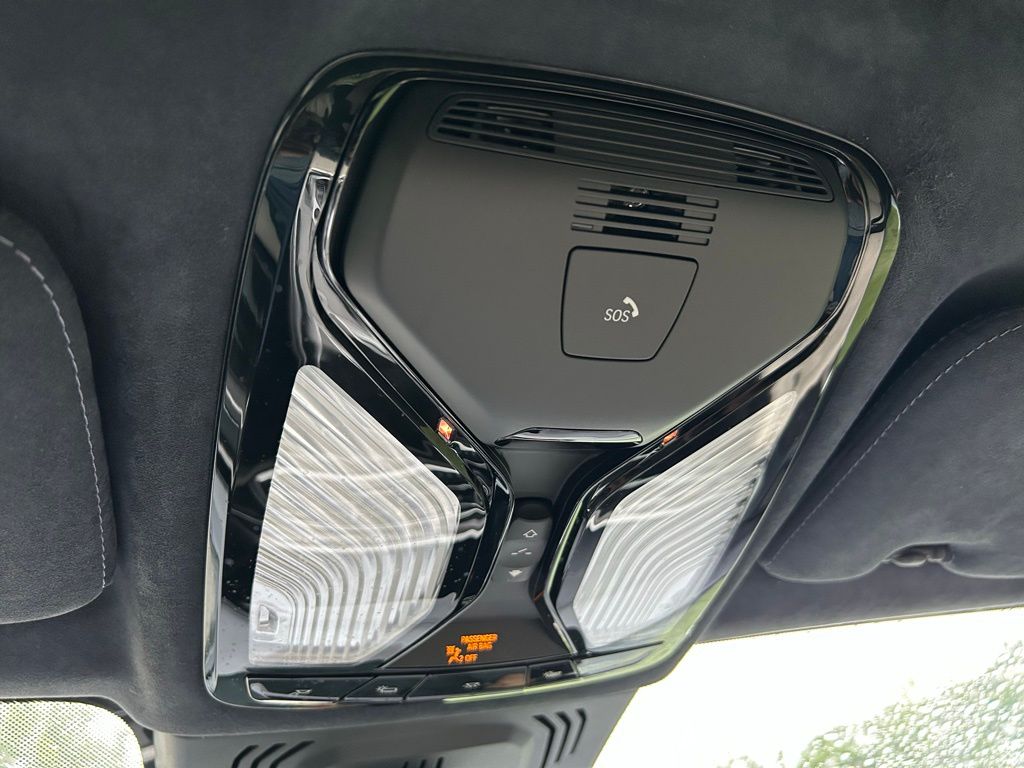 2022 BMW X7 M50i 31
