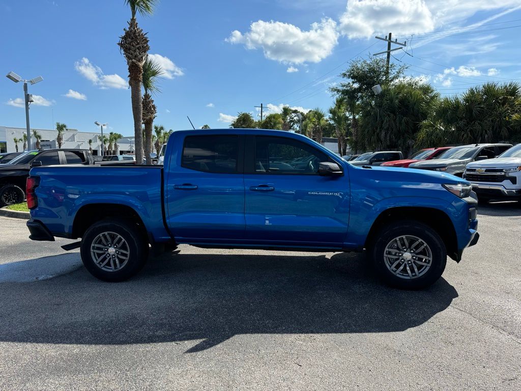 2024 Chevrolet Colorado LT 9