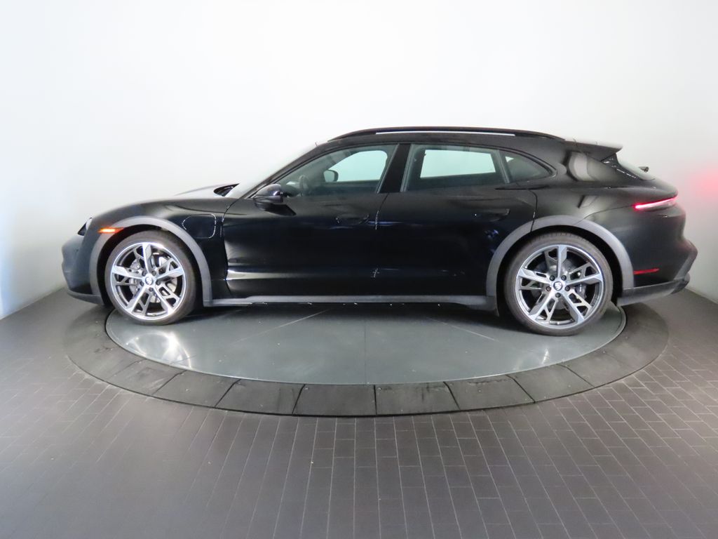 Thumbnail: 2024 Porsche Taycan - 2