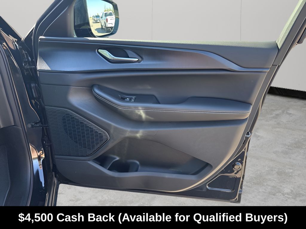 New Car 2025 Jeep Grand Cherokee L  For Sale Under $40,000 In Austin, Texas