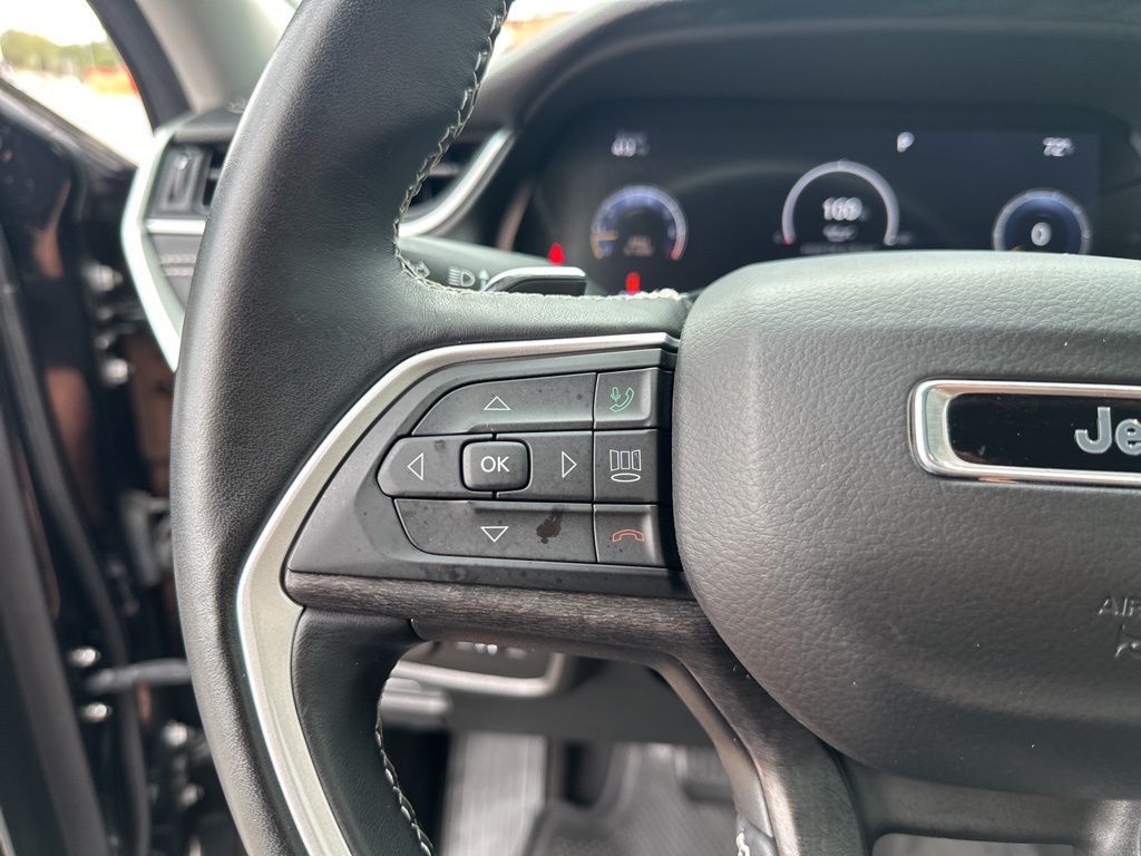 Used Car 2021 Jeep Grand Cherokee L  Limited For Sale Under $30,000 In Austin, Texas