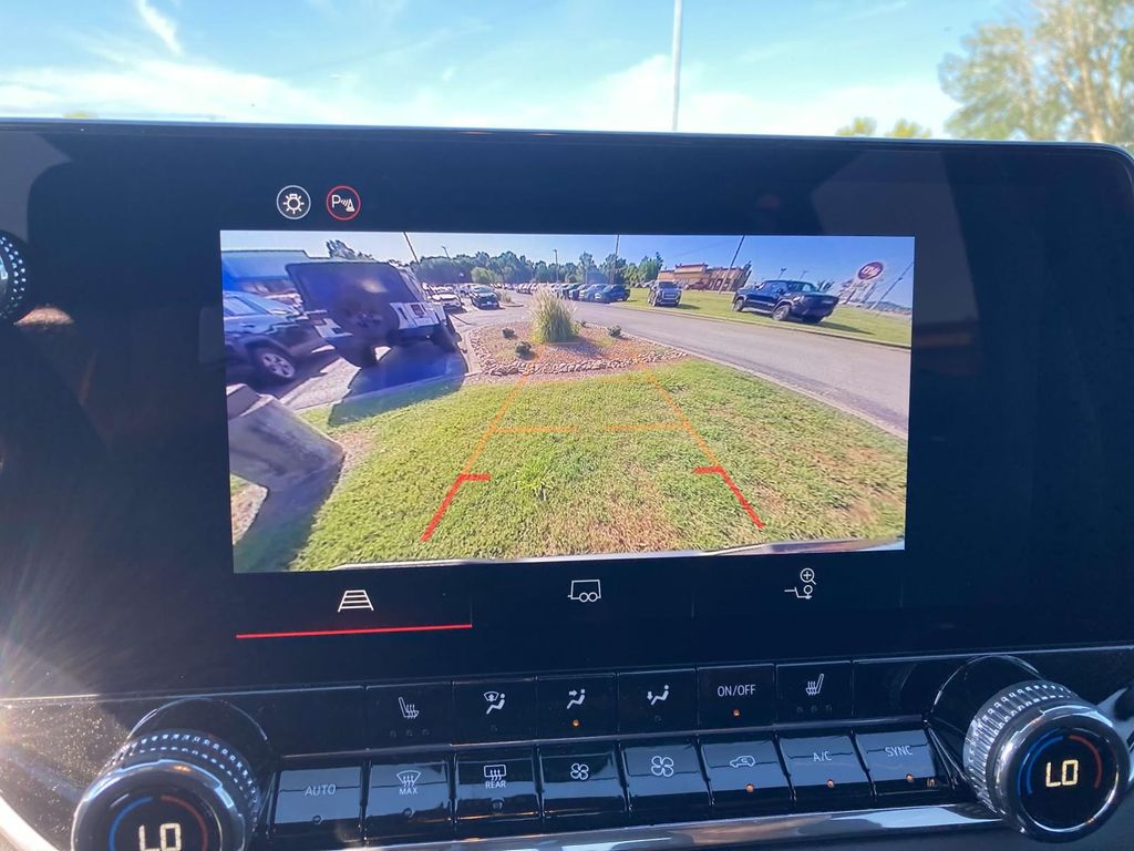 New 2026 Silver GMC Elevation image 19