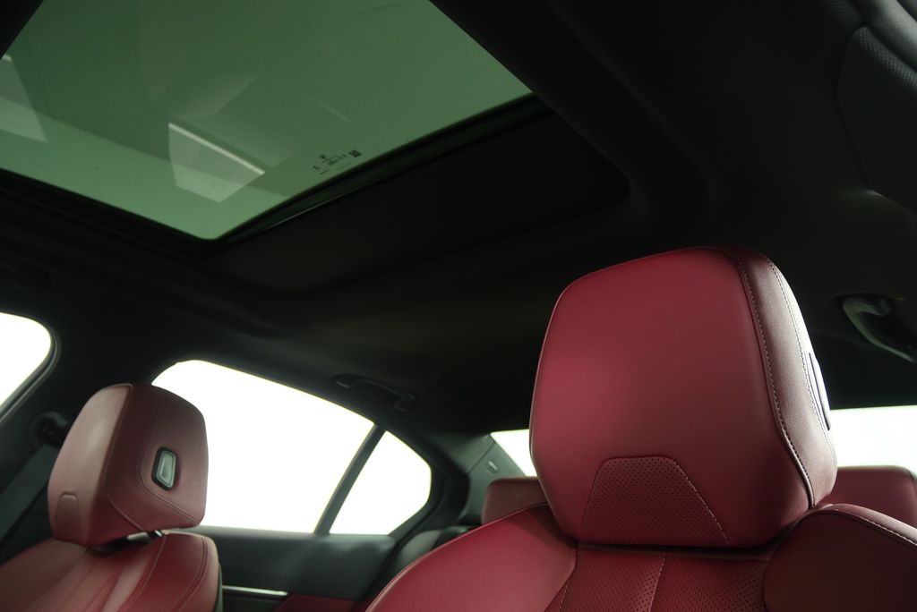 2024 BMW 5 Series 530i 12