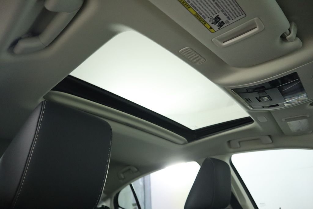 2025 Lexus ES Hybrid 300h 19