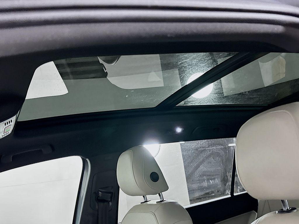 2021 Volkswagen Tiguan 2.0T SE R-Line Black