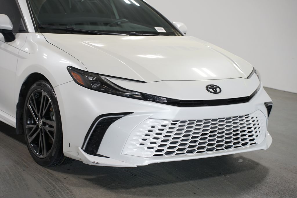 Thumbnail: 2025 Toyota Camry - 4