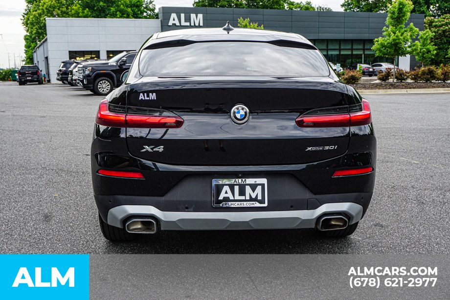 Used 2025 Black BMW xDrive30i image 10