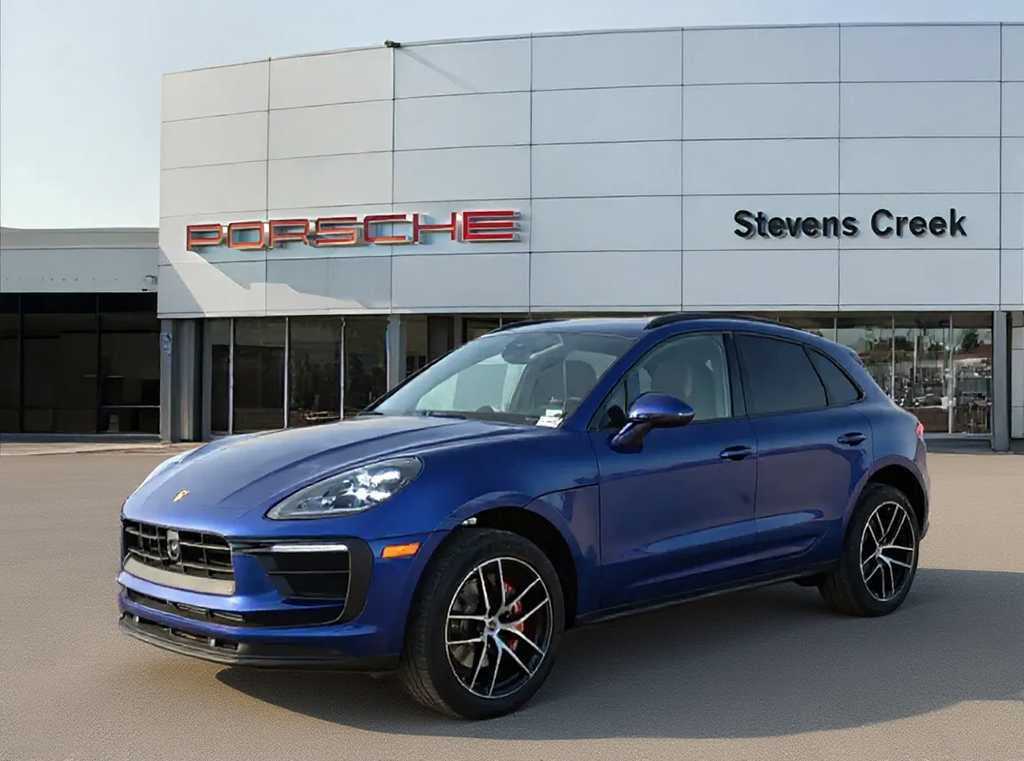 2026 Porsche Macan Base