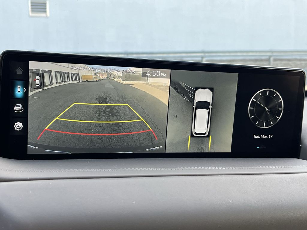 Thumbnail: 2024 Genesis GV80 - 17