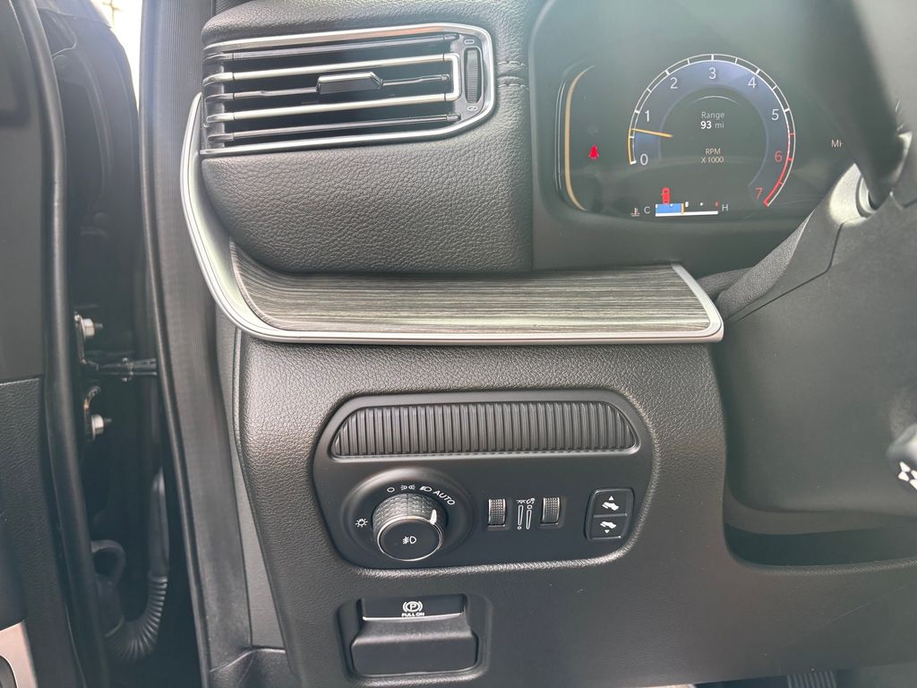 Used Car 2023 Jeep Wagoneer  Series Ii For Sale Under $60,000 In Austin, Texas