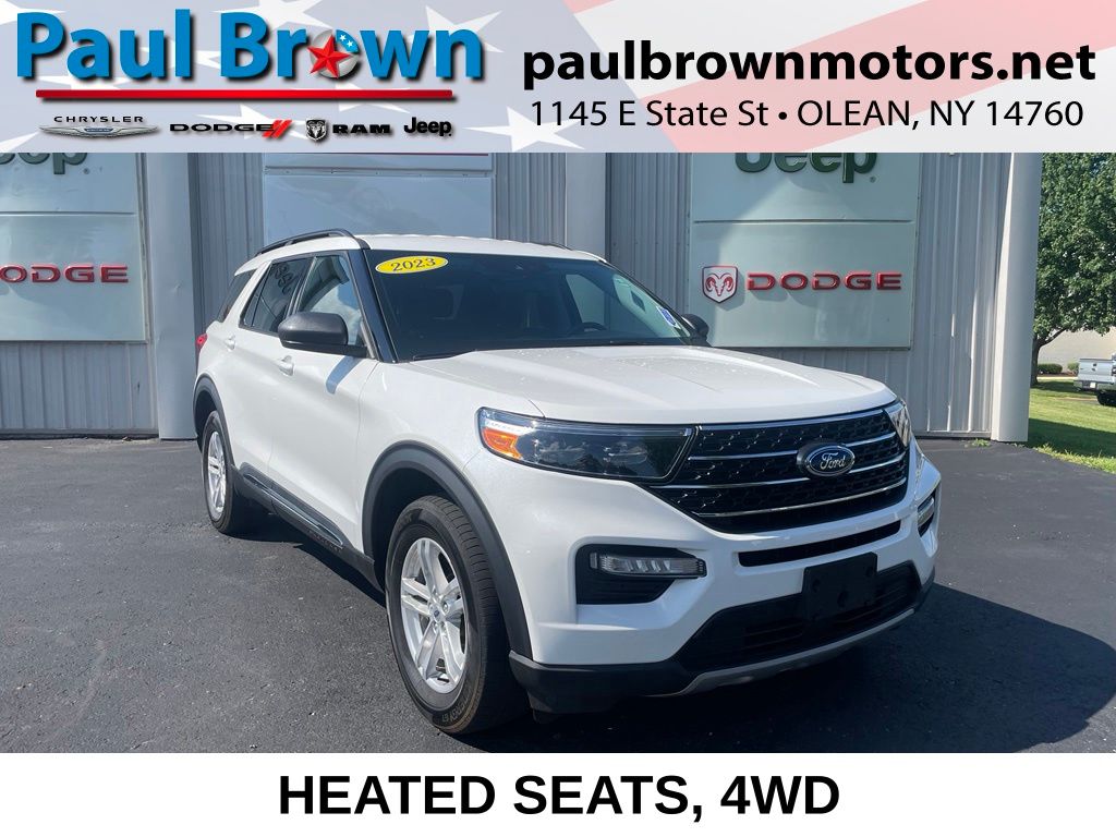  2023 Ford Explorer XLT AWD   
