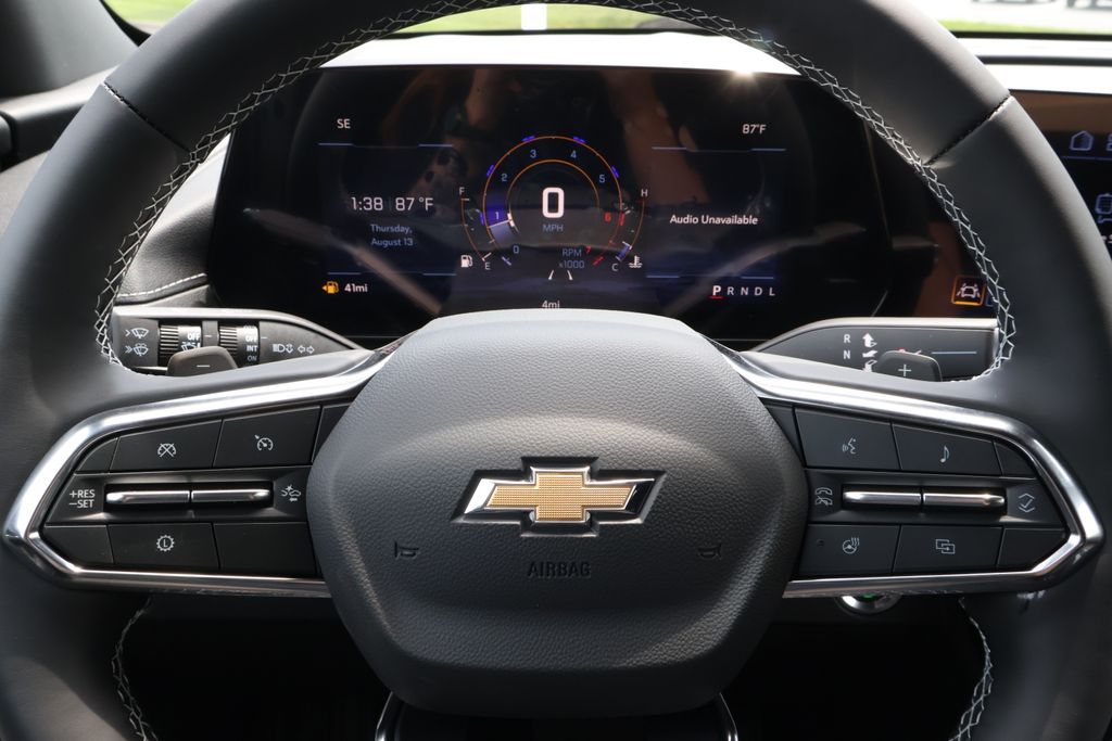 Thumbnail: 2027 Chevrolet Traverse - 21