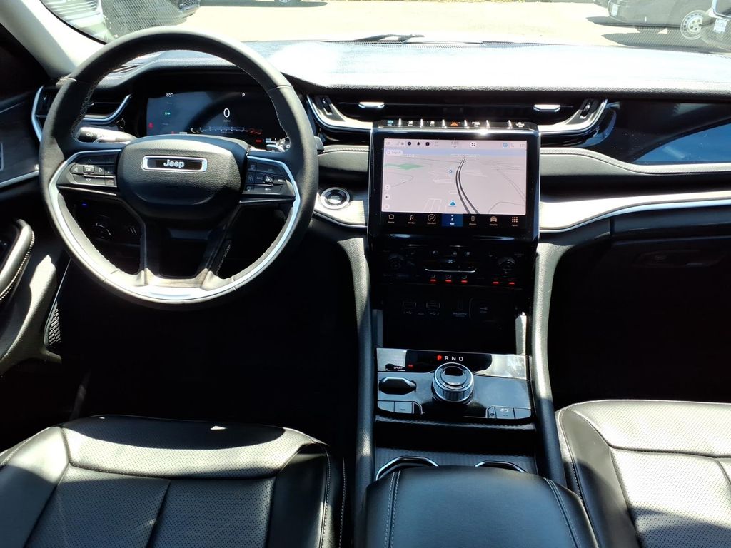 used 2023 Jeep Grand Cherokee car, priced at $26,900