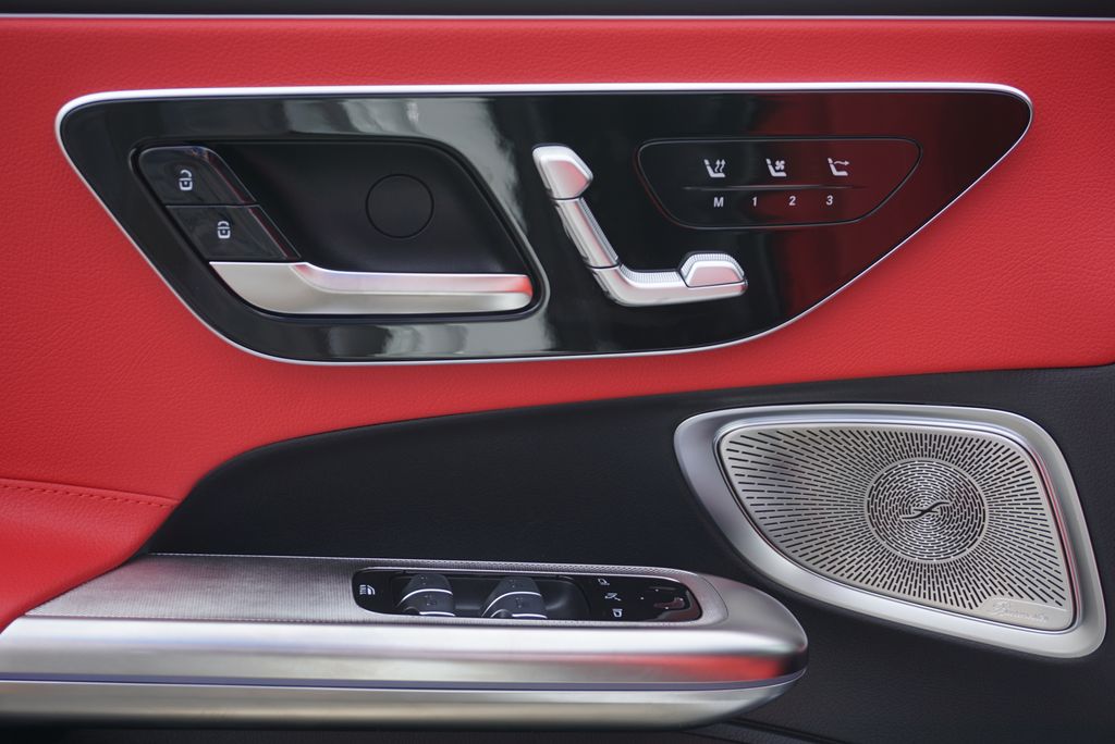 Thumbnail: 2026 Mercedes-Benz CLE - 26