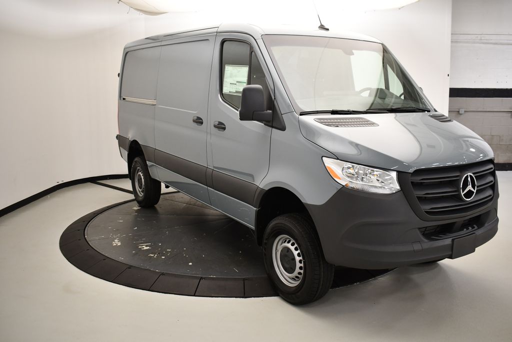 2024 Mercedes-Benz Sprinter 2500 7