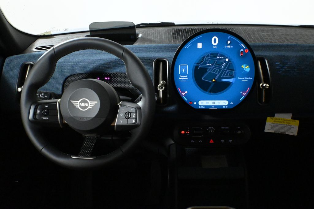 2025 MINI Cooper Countryman Iconic 18