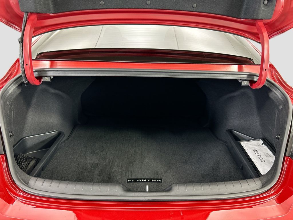 Thumbnail: 2025 Hyundai Elantra - 27