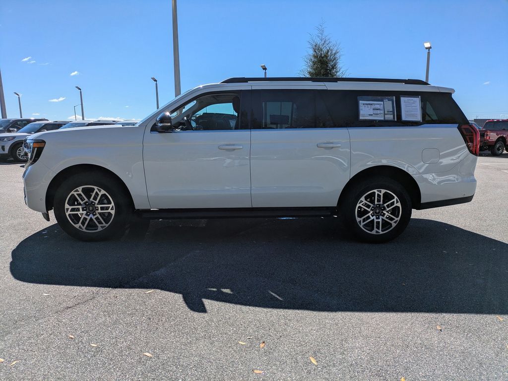 2025 Ford Expedition Active MAX