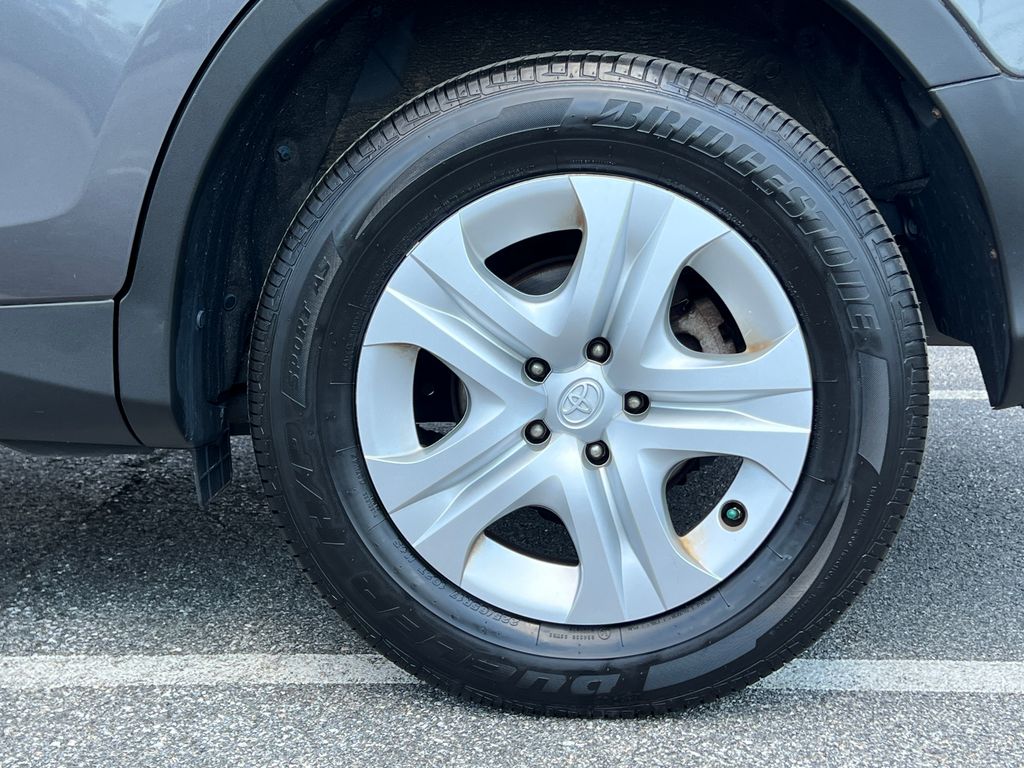 2013 Toyota RAV4 LE