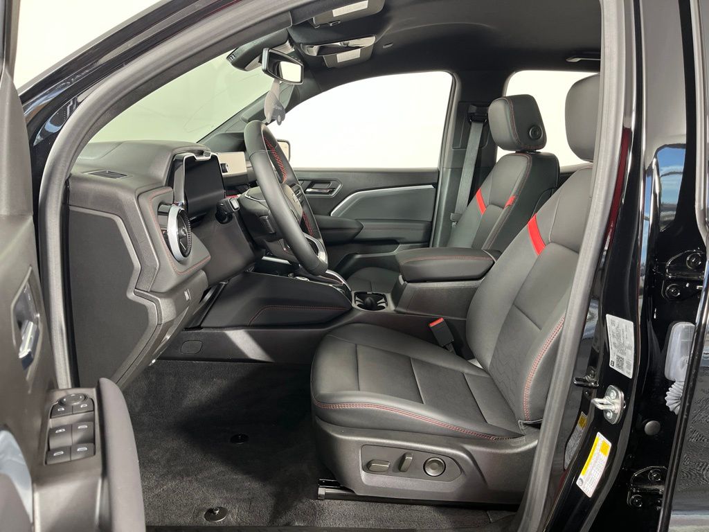 Thumbnail: 2026 Chevrolet Colorado - 22