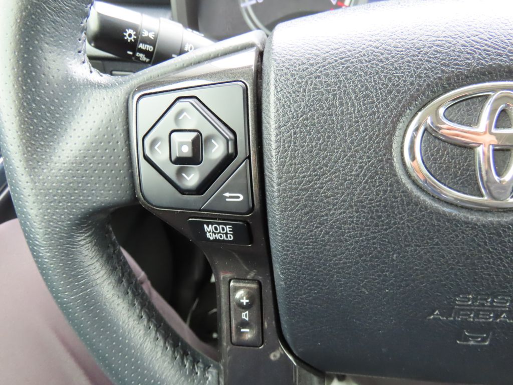 2019 Toyota 4Runner Limited 11