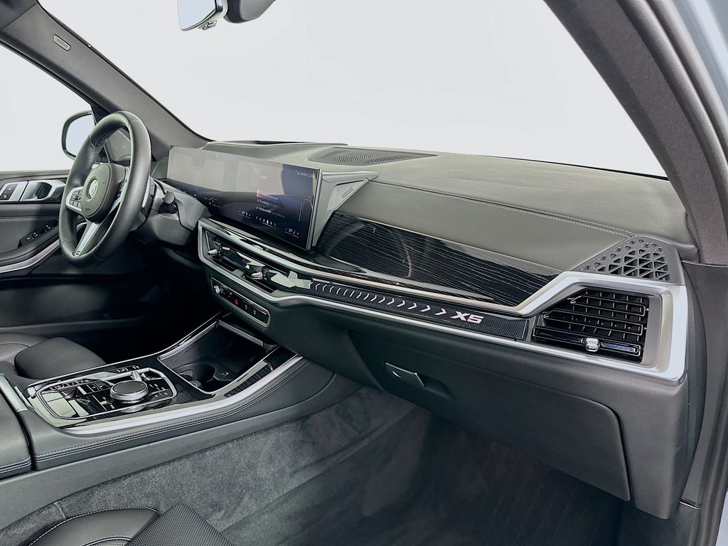 Thumbnail: 2024 BMW X5 - 29