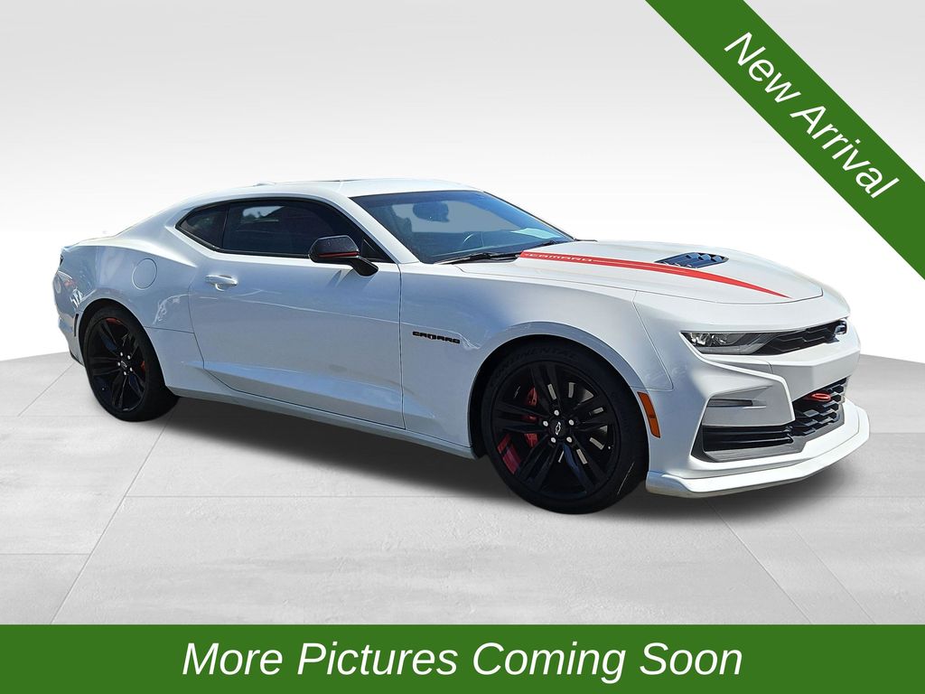 Summit White 2022 Chevrolet Camaro 1SS Coupe RWD Coupe Rear-Wheel Drive Automatic