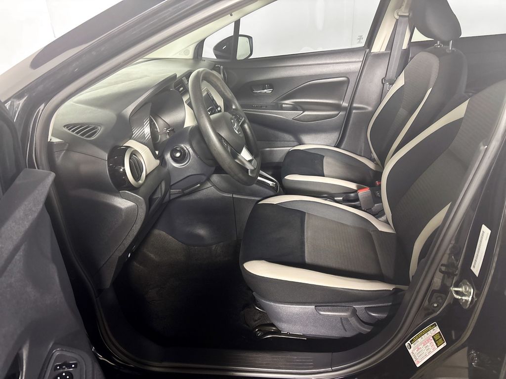 2020 Nissan Versa 1.6 SV