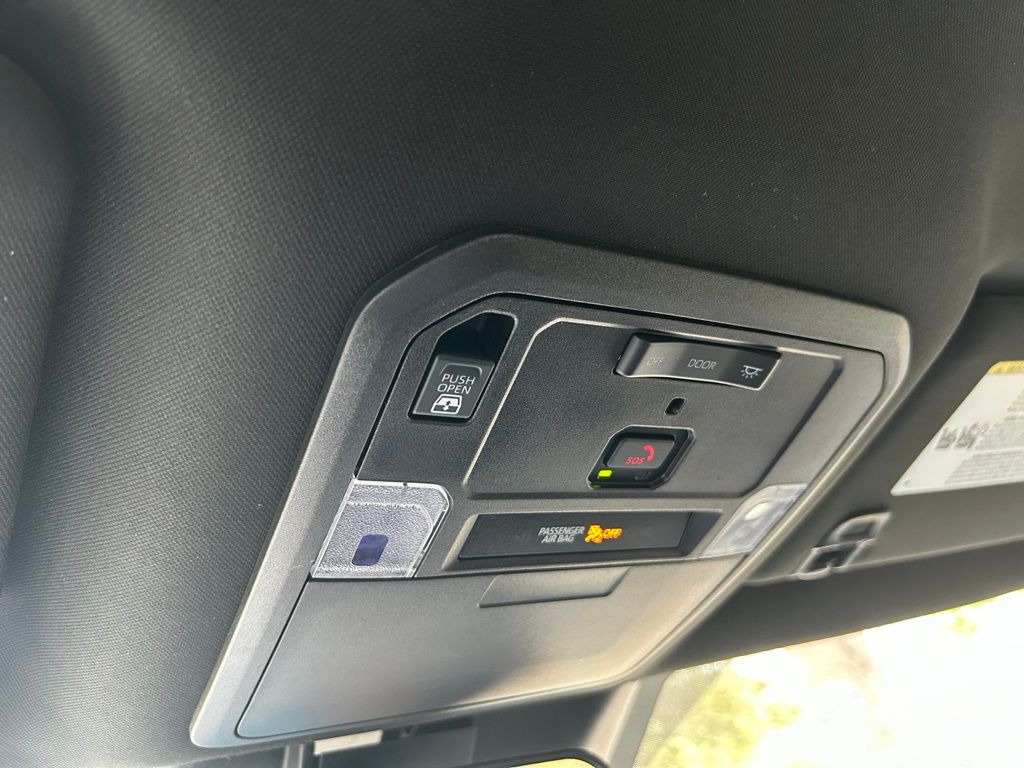 Thumbnail: 2025 Toyota Tundra - 28