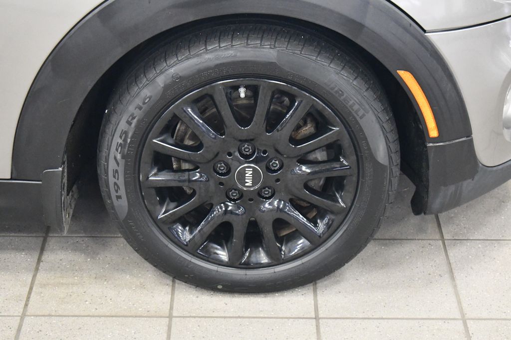 Thumbnail: 2017 MINI Cooper - 10