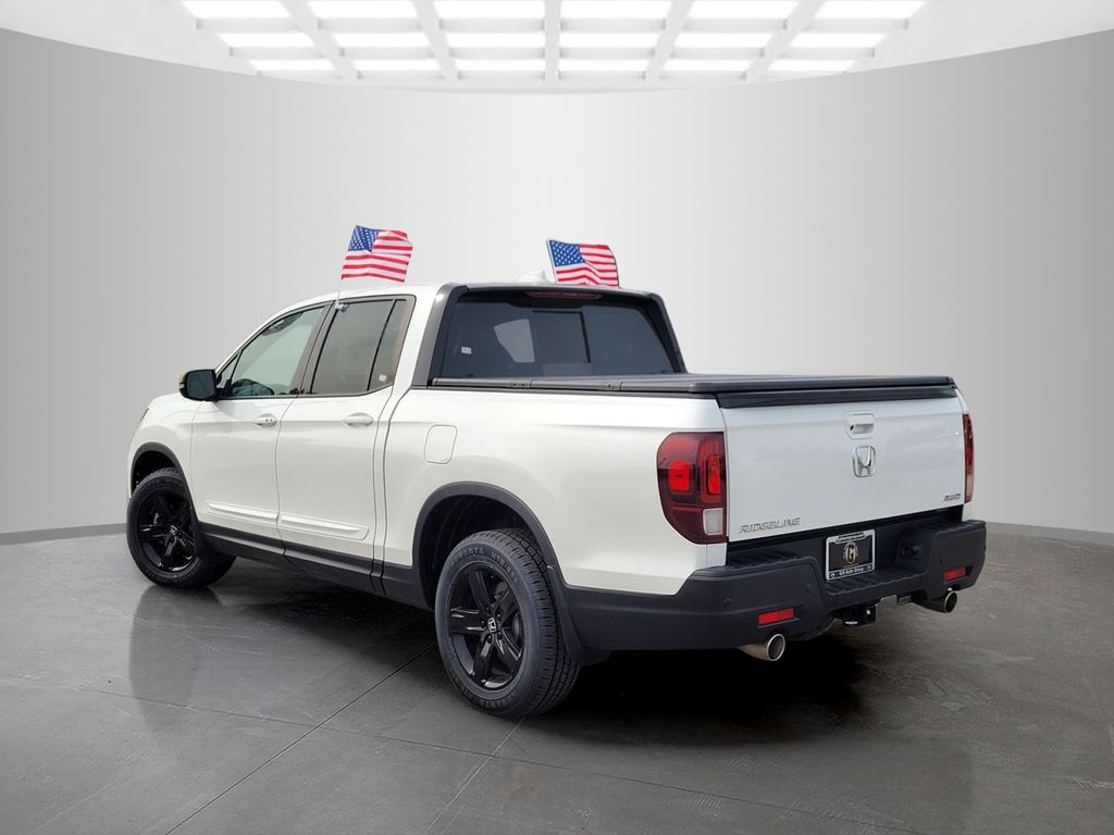 Used 2023  Honda Black Edition image 6