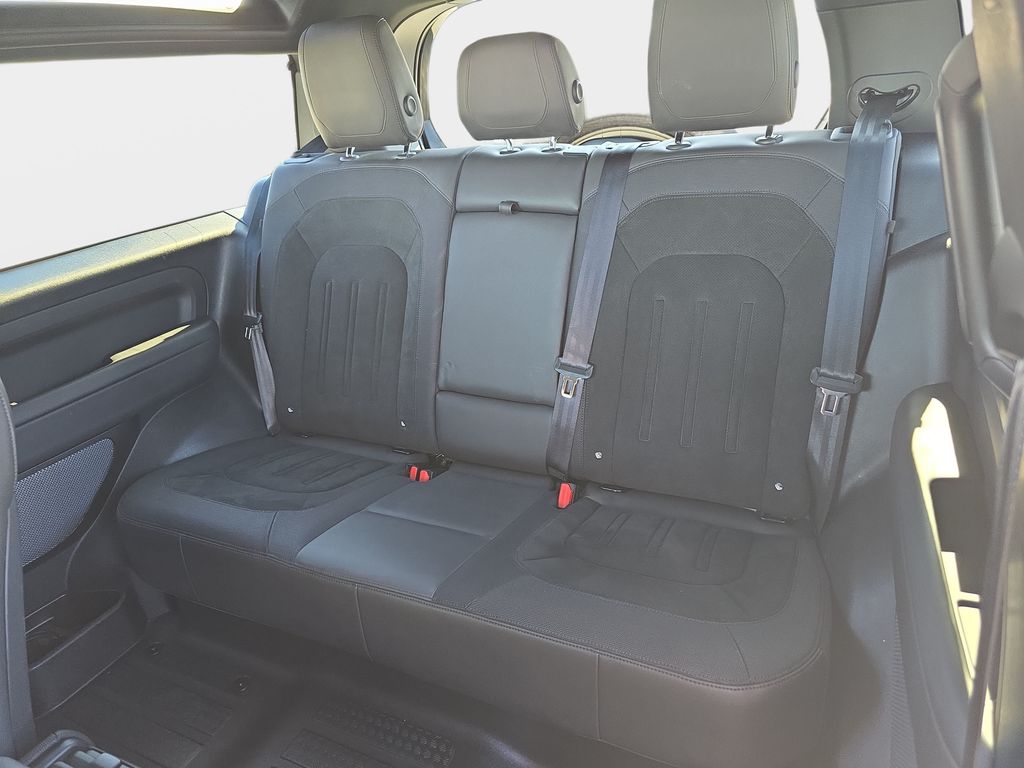 Certified Used 2023  Land Rover Carpathian Edition image 14