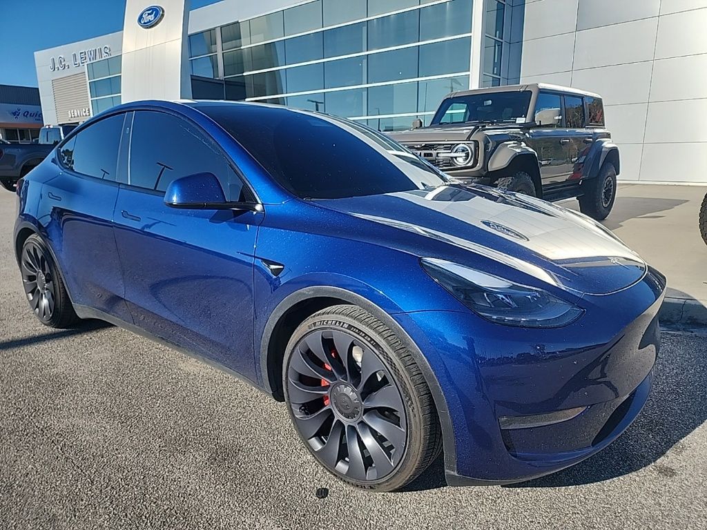 2024 Tesla Model Y Performance Dual Motor All-Wheel Drive