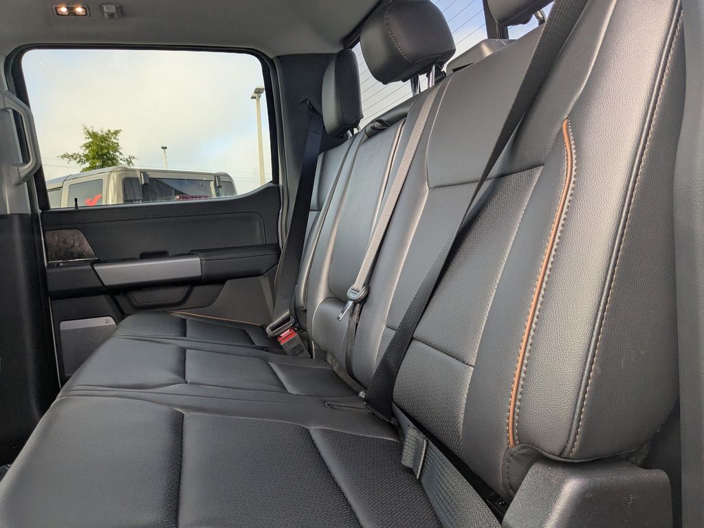 2025 Ford F-250 Super Duty Lariat