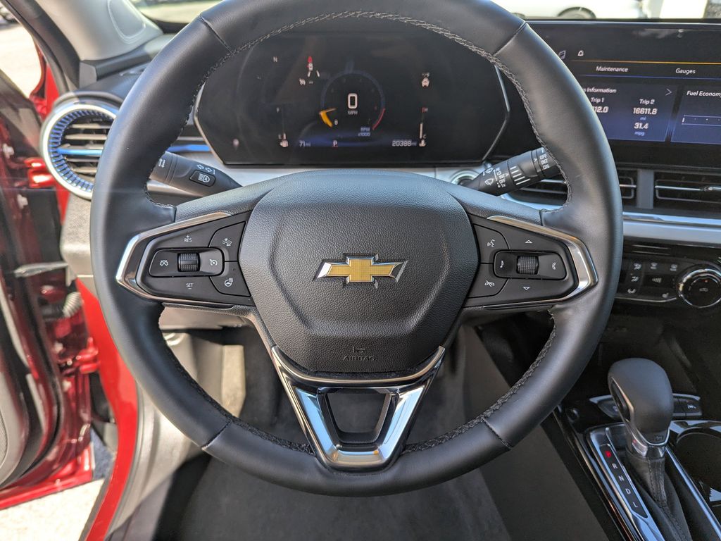 used 2025 Chevrolet Trax car, priced at $18,993