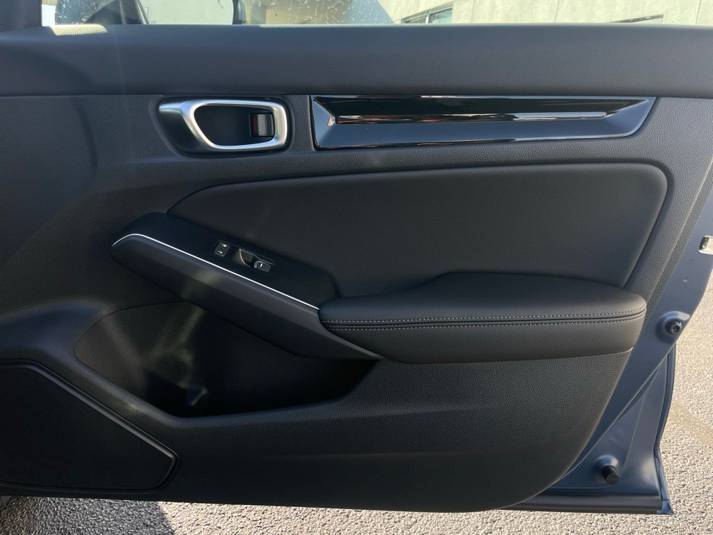 2025 Honda Civic Sport Touring 30