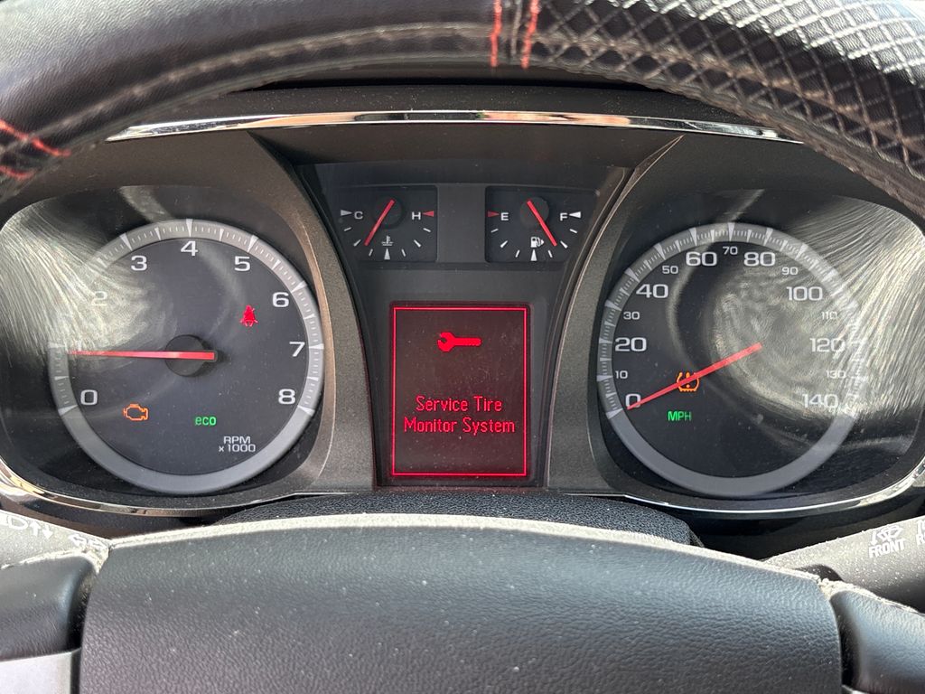 Used 2016 White GMC SLE-2 image 21