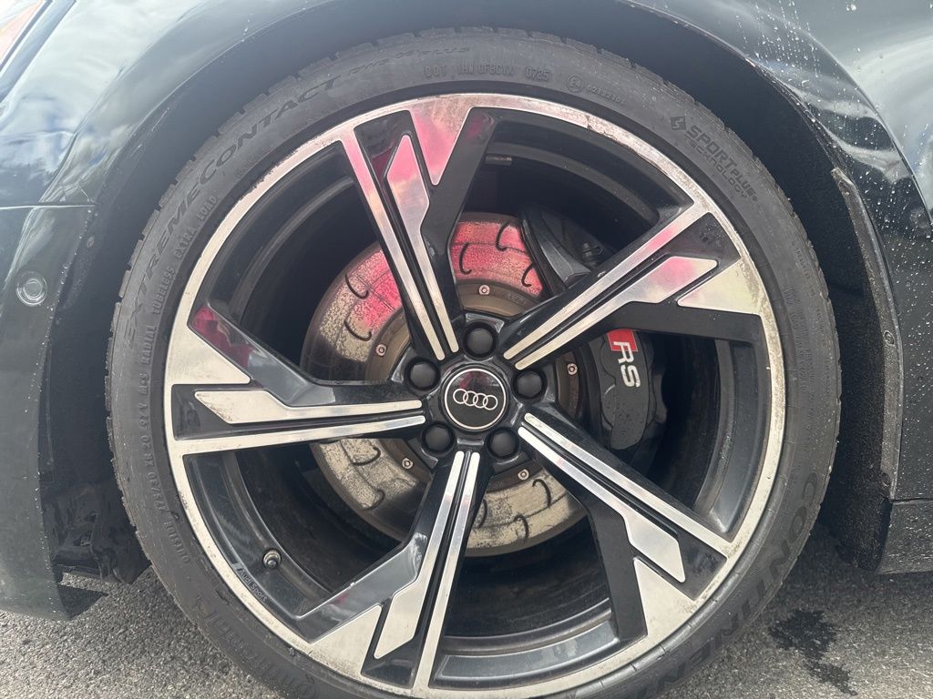 View vehicle photo 7