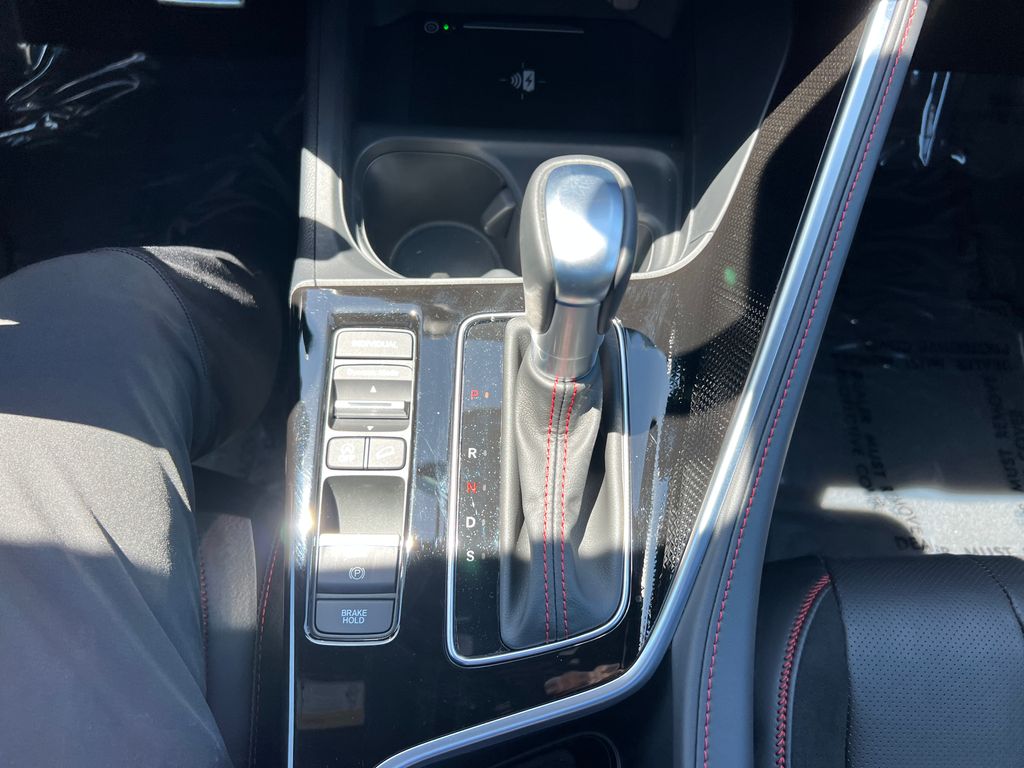 Thumbnail: 2025 Acura ADX - 19