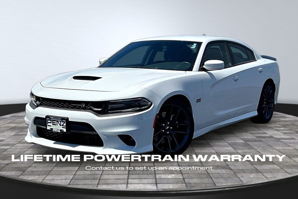 White Knuckle Clearcoat 2020 Dodge Charger Sedan Rear-Wheel Drive 8-Speed Automatic