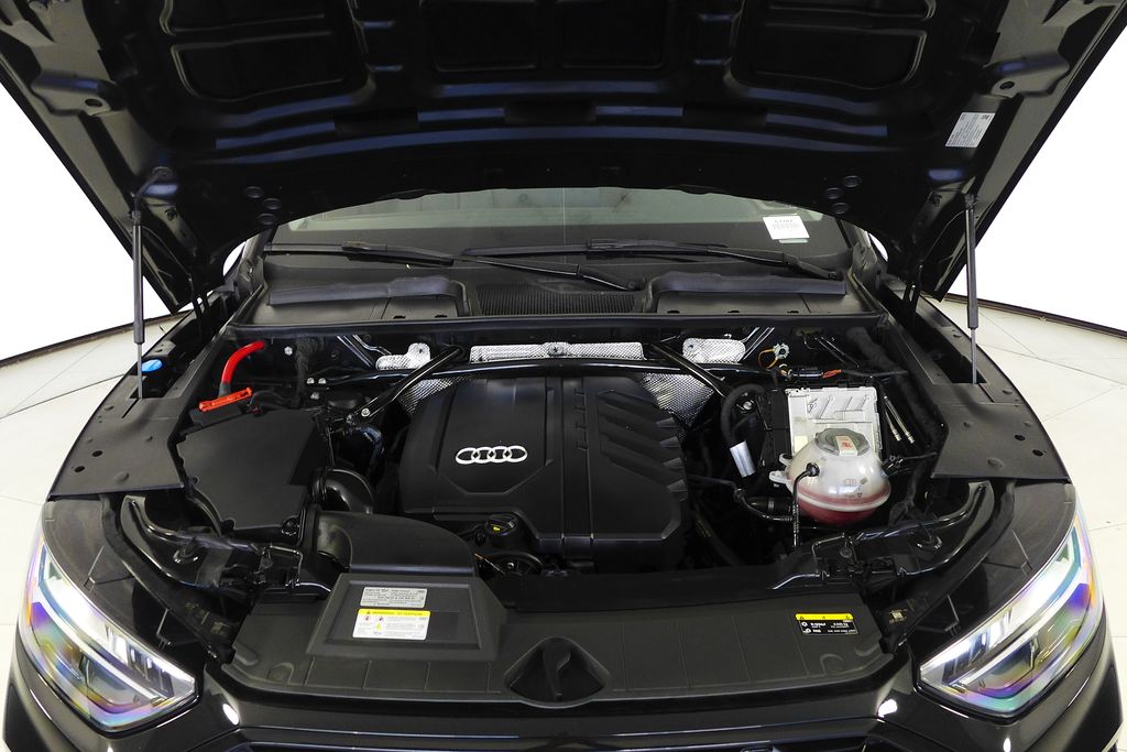 Thumbnail: 2023 Audi Q5 - 6