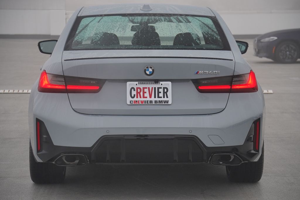Thumbnail: 2026 BMW 3 Series - 6